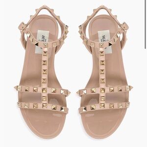 Valentino Rockstud Flat Rubber Sandals | Tan/Poudre | 38